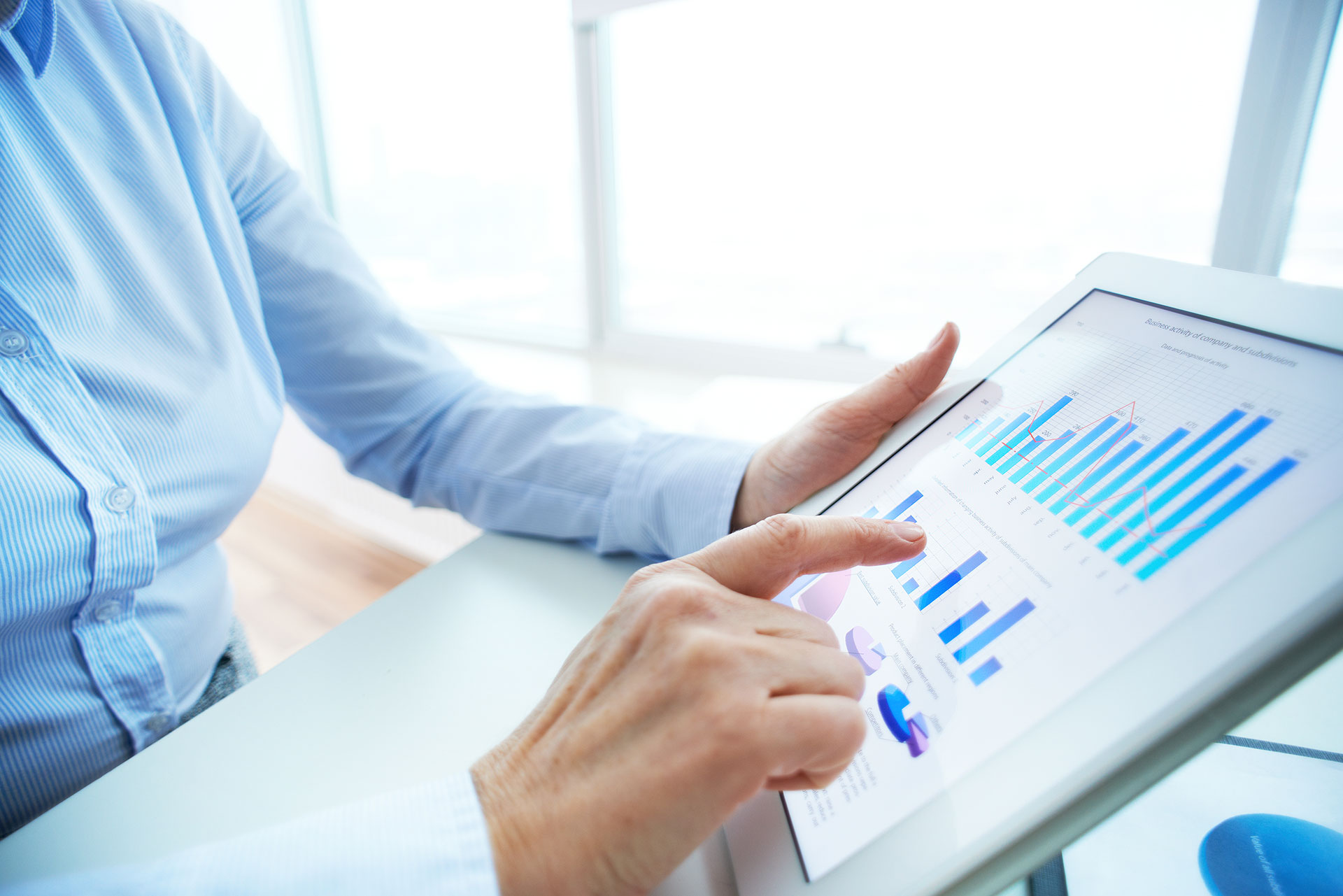 Dashboard de Business Intelligence con gráficos